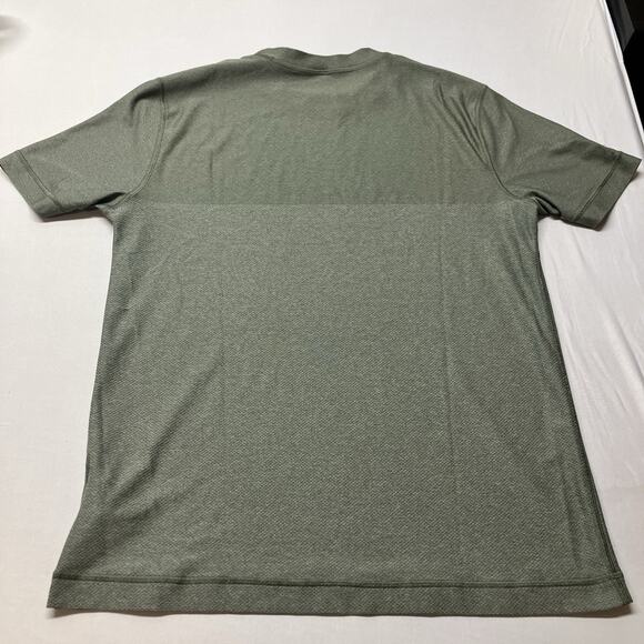 VUORI Grandview Tech 2 Tone Sage Green Performance Short Sleeve Shirt Size S - Picture 10 of 10